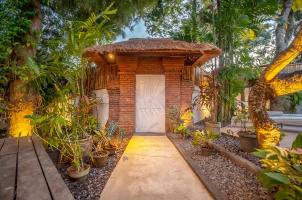 Kerobokan Villa Jado 2 - 3 Bedroom Villa With Private Pool מראה חיצוני תמונה